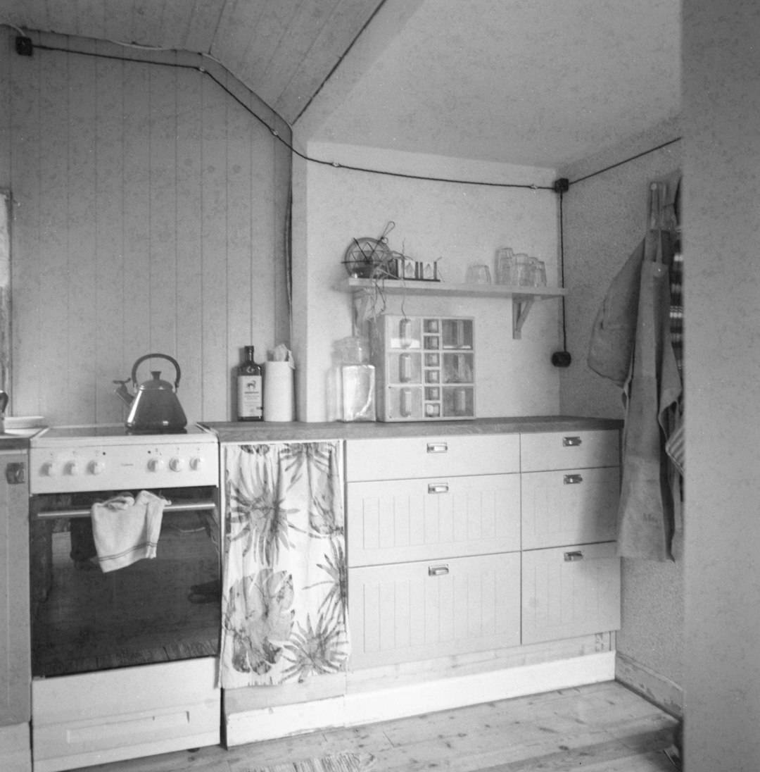 kitchen shelves with jars