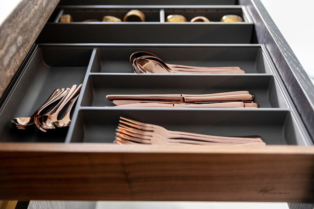 organized kitchen drawers